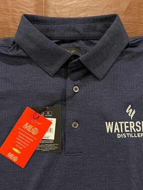 NWT Greg Norman Watershed Distillery Men’s Polo Shirt - Size Medium